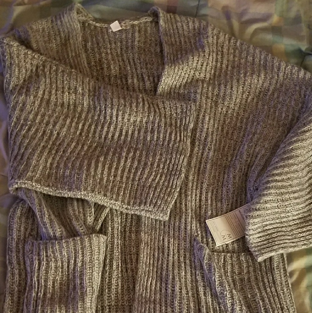 Cardigan/shrug